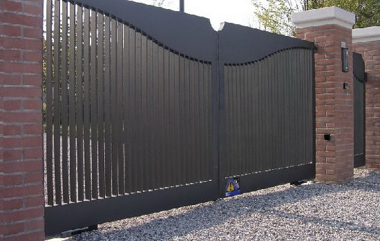 Купить новые ворота Абакан откатные в Братске по цене от 81320 руб